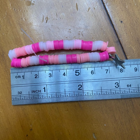 Dark pink light pink and white bracelet fit 7 inch writs homemade - Picture 2 of 3